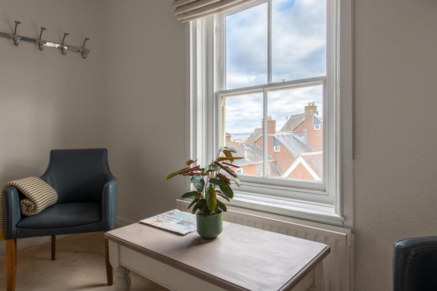 Bosuns Chair Lymington Buitenkant foto